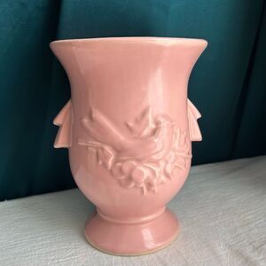 McCoy 40s Pink Cardinal Song Bird Holly Berry Large Vase